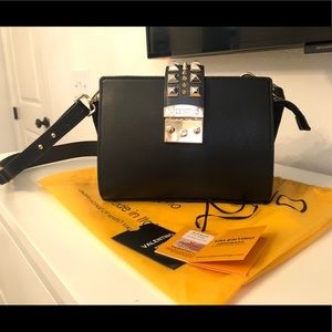 Mario Valentino
Kiki Studded Leather Crossbody Bag Black in great condition.